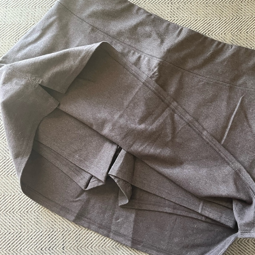 Pact Organic Heathered Brown Skort Size Large - Picture 3 of 6